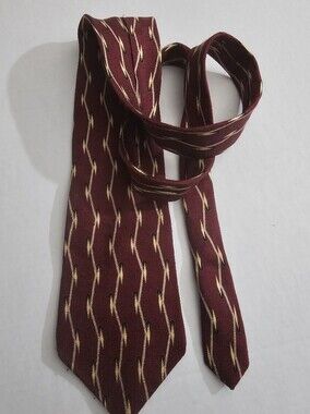 bill blass Burgundy Tie with Gold Stitching